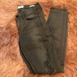 FRAME Denim - Grey Skinny (Stretch) Jean